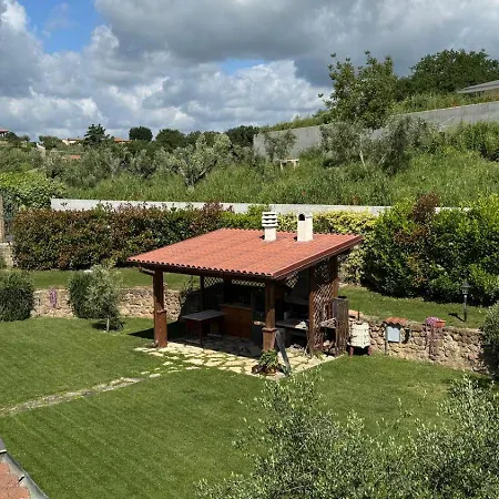 Linda's Retreat *